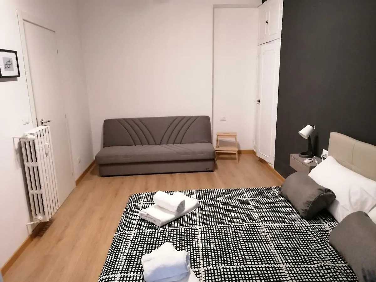 Chroma Italy - Doctor House Apartment